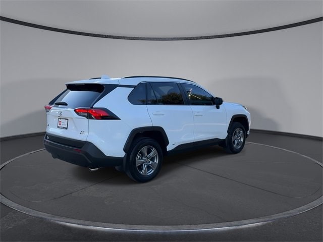 Thumbnail: 2025 Toyota RAV4 - 8