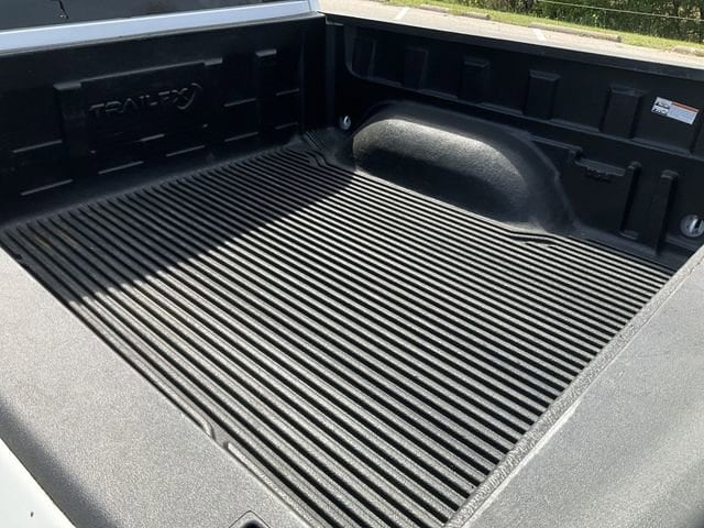 Thumbnail: 2024 RAM 1500 Classic - 17