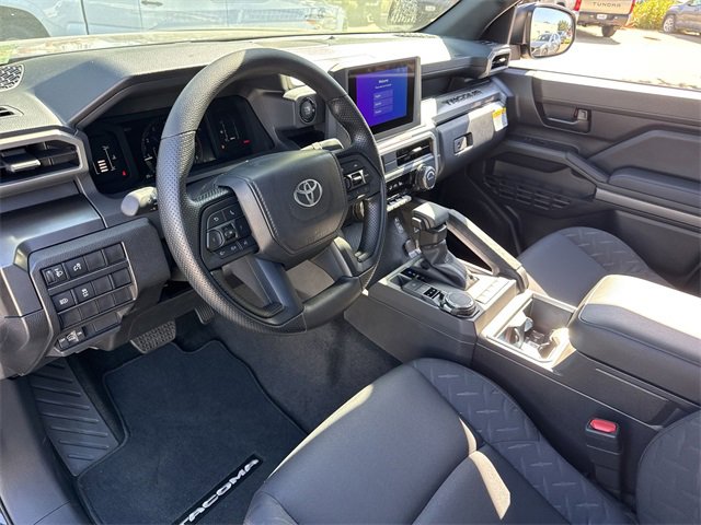 Thumbnail: 2025 Toyota Tacoma - 10