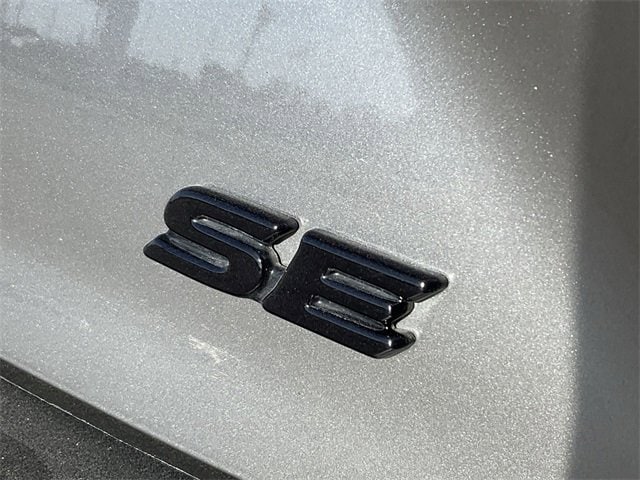 Thumbnail: 2025 Toyota Camry - 11