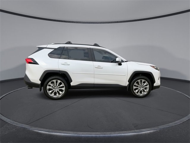 Thumbnail: 2025 Toyota RAV4 - 9