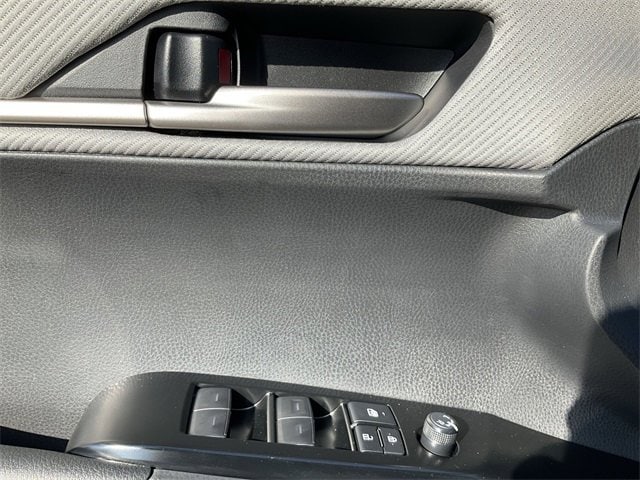 Thumbnail: 2025 Toyota Camry - 14
