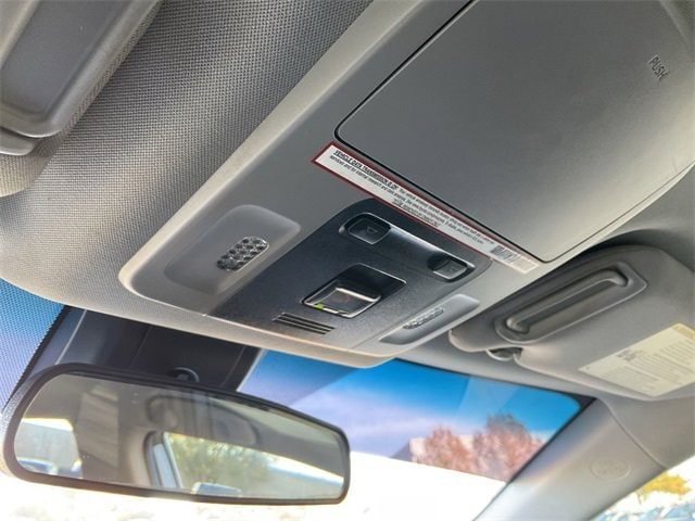 Thumbnail: 2020 Toyota Camry - 15