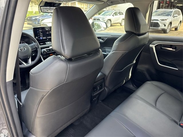 Thumbnail: 2025 Toyota RAV4 - 15