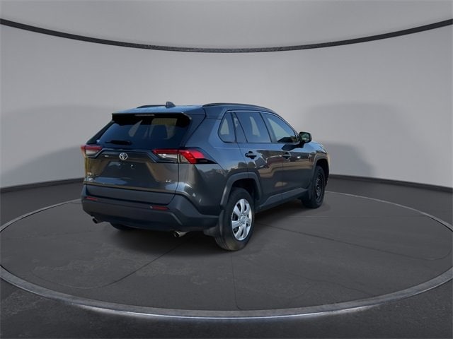 Thumbnail: 2021 Toyota RAV4 - 8