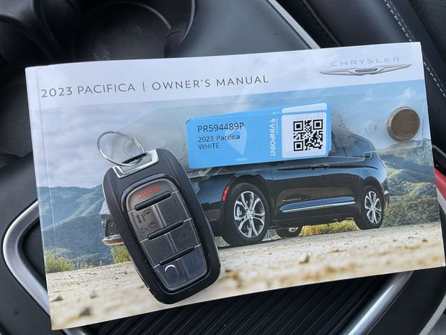 Thumbnail: 2023 Chrysler Pacifica - 26