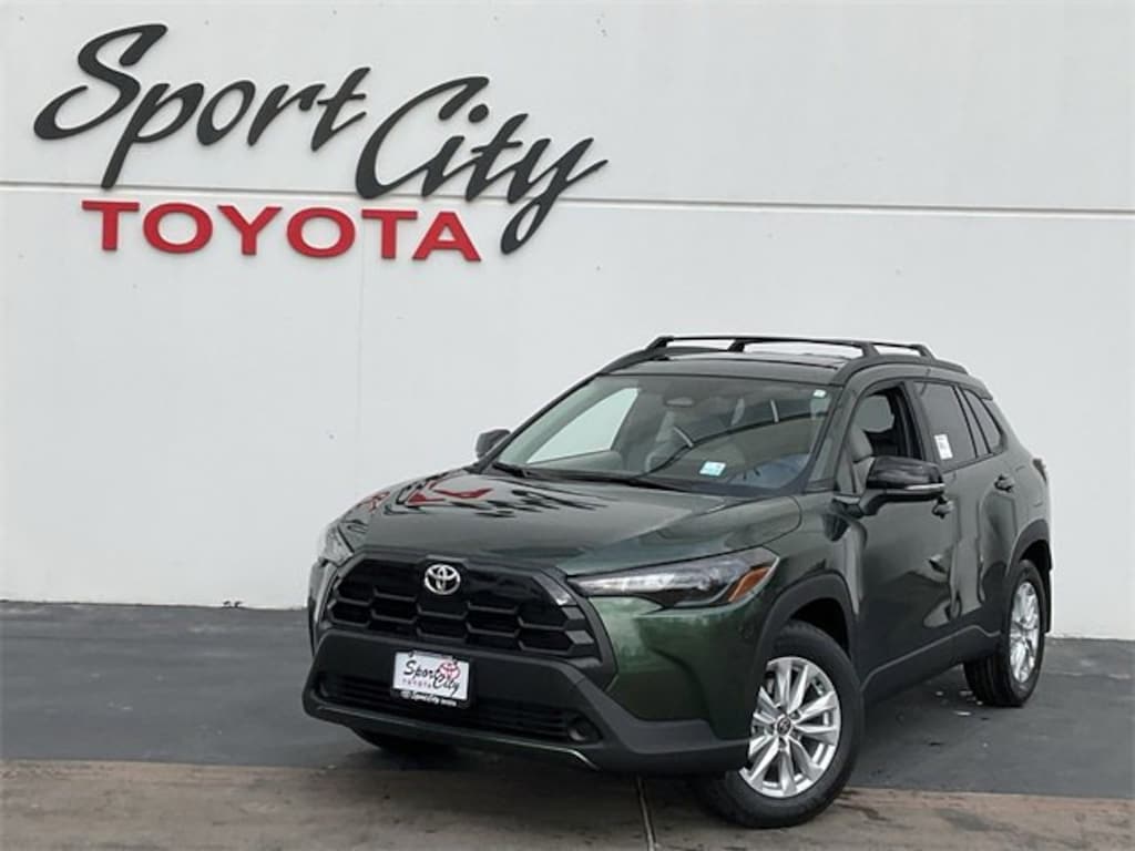 New 2026 Toyota Corolla Cross LE SUV