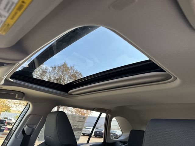 Thumbnail: 2025 Toyota RAV4 - 13