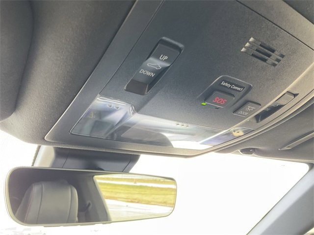 Thumbnail: 2018 Lexus RC - 25