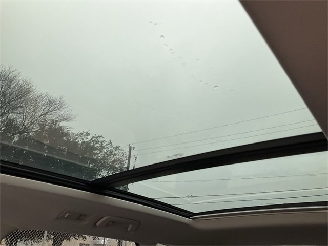 Thumbnail: 2022 Volkswagen Taos - 15