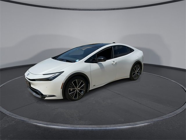 2024 Toyota Prius XLE photo 3