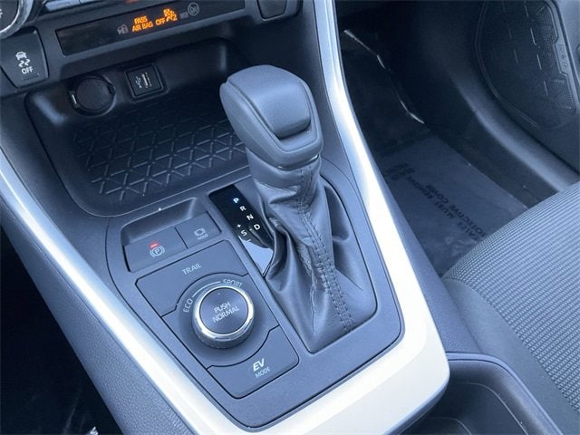 Thumbnail: 2025 Toyota RAV4 - 24