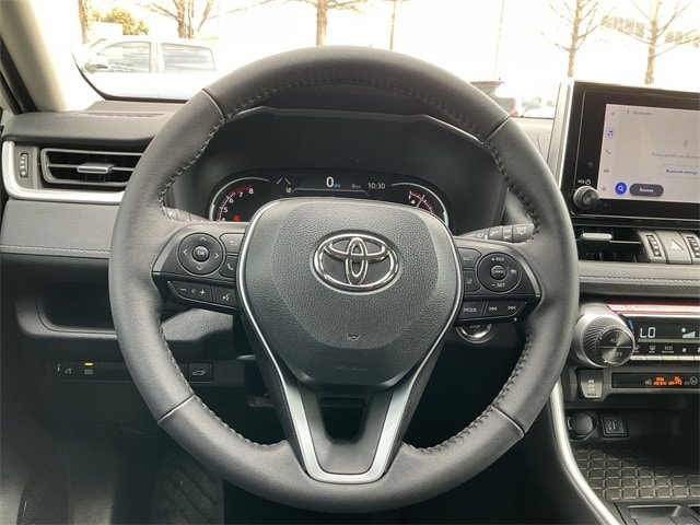 Thumbnail: 2025 Toyota RAV4 - 20