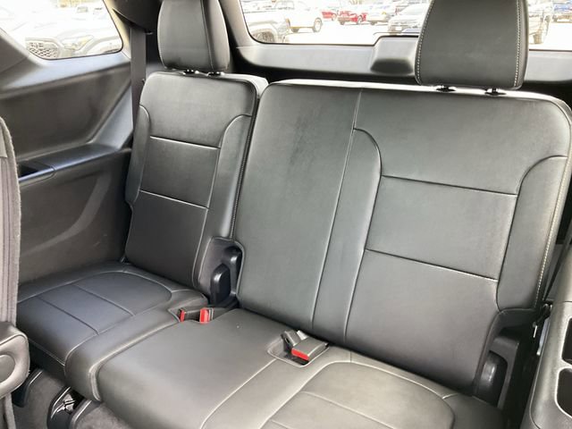 Thumbnail: 2023 Chevrolet Traverse - 16