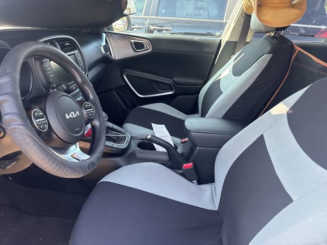 Thumbnail: 2023 Kia Soul - 5