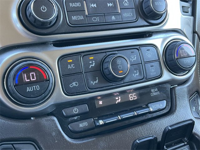 Thumbnail: 2019 Chevrolet Tahoe - 22