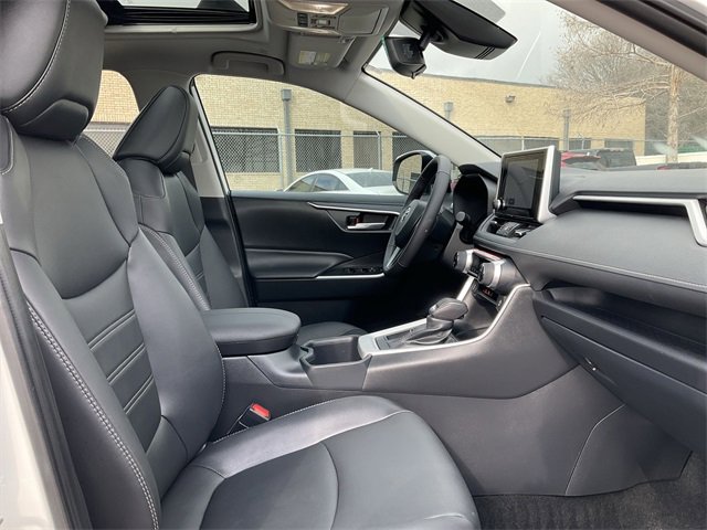 Thumbnail: 2025 Toyota RAV4 - 18