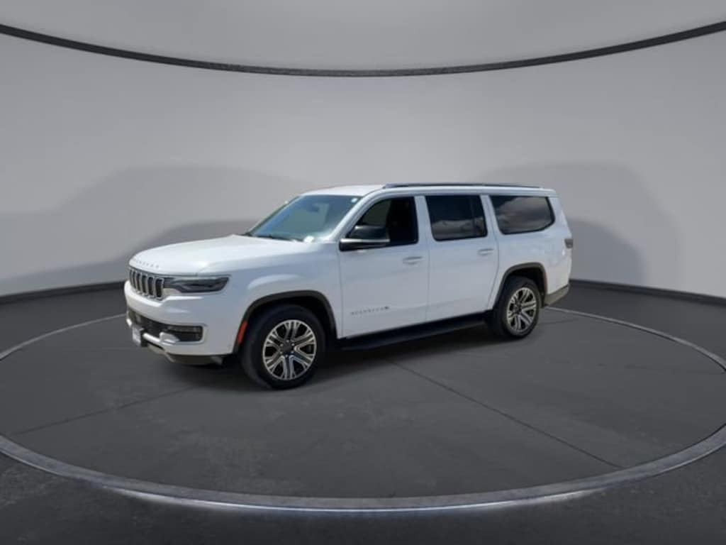 Used 2024 Jeep Wagoneer L Series II SUV
