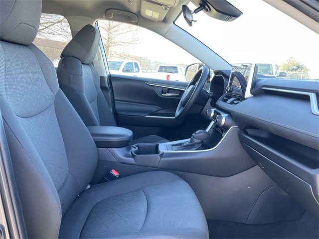 Thumbnail: 2024 Toyota RAV4 - 17