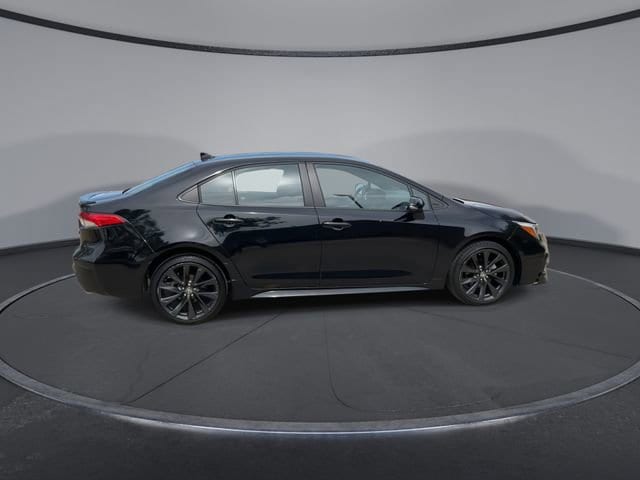 Thumbnail: 2023 Toyota Corolla - 9