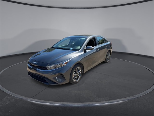 2024 Kia Forte LXS photo 3