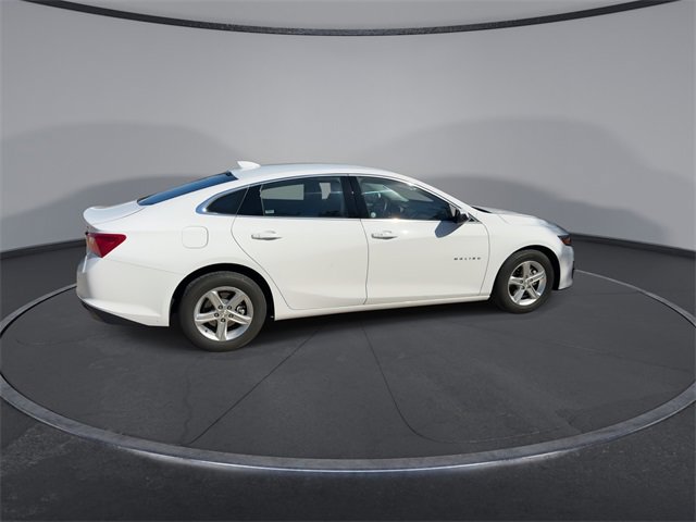 Thumbnail: 2024 Chevrolet Malibu - 8