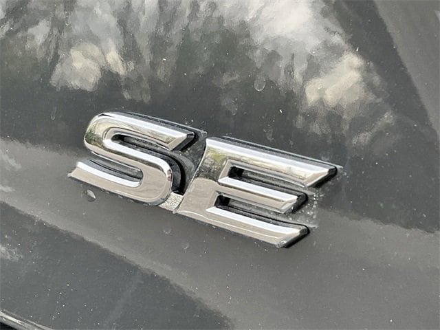 Thumbnail: 2025 Toyota Camry - 11