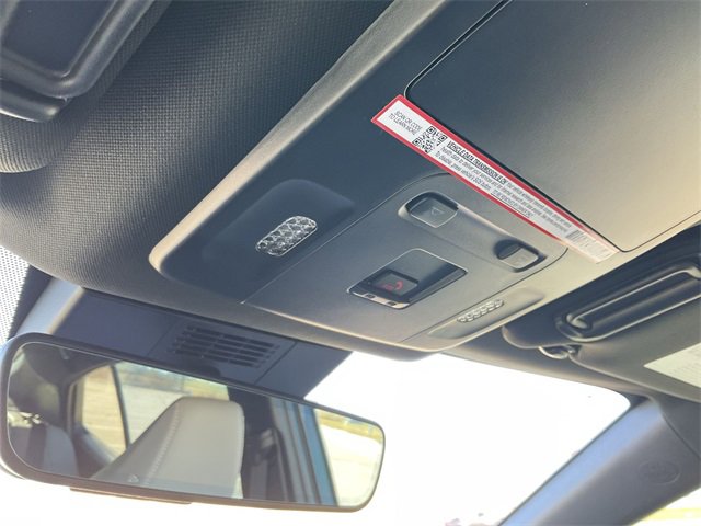 Thumbnail: 2025 Toyota Camry - 25