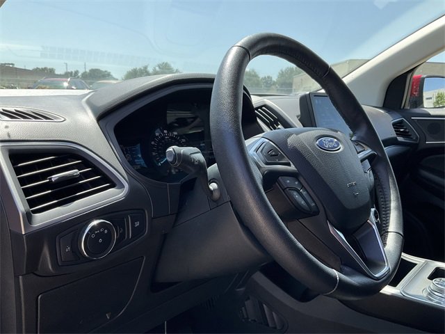 Thumbnail: 2022 Ford Edge - 10