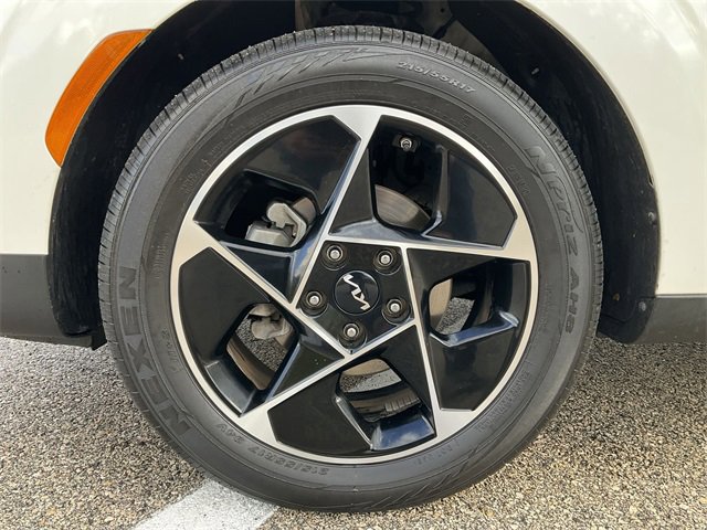 Thumbnail: 2023 Kia Soul - 11