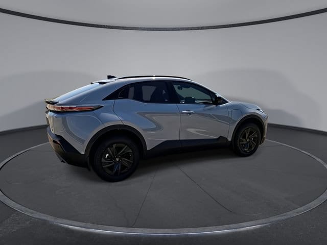 Thumbnail: 2026 Toyota C-HR - 8