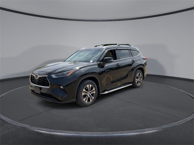 Thumbnail: 2023 Toyota Highlander - 4