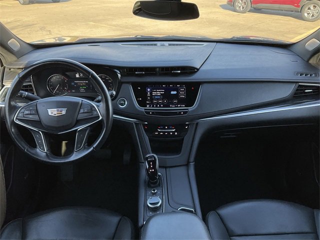 Thumbnail: 2023 Cadillac XT5 - 18