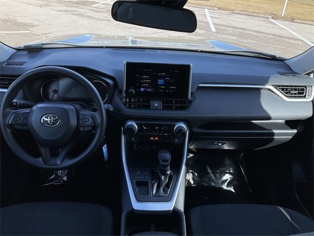 Thumbnail: 2024 Toyota RAV4 - 18