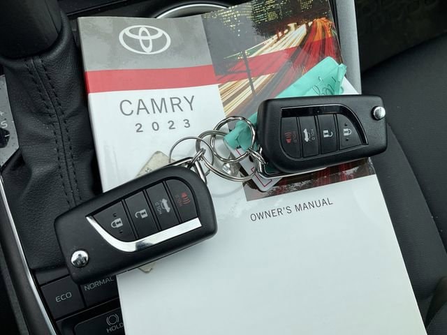 Thumbnail: 2023 Toyota Camry - 24
