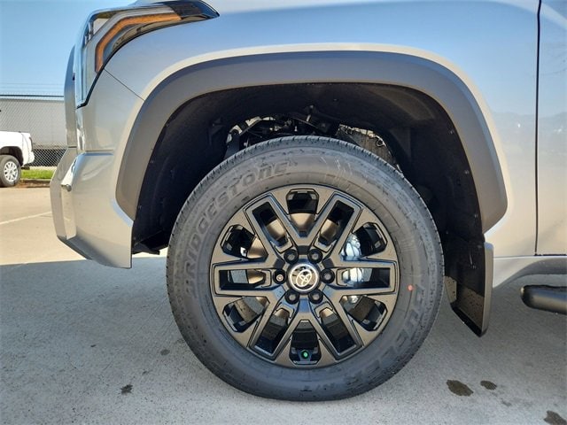 Thumbnail: 2025 Toyota Tundra - 13