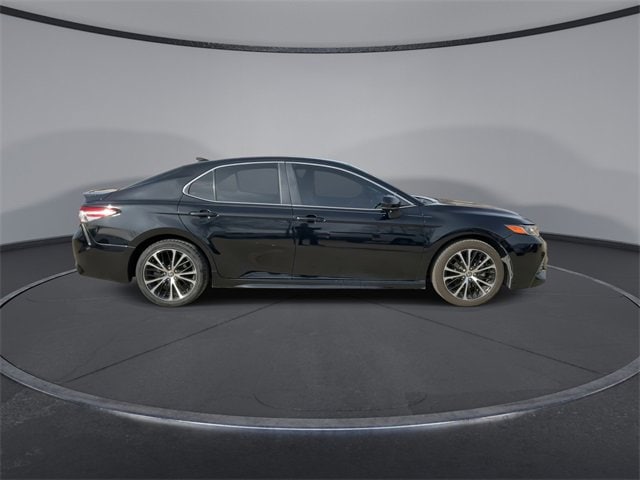 Thumbnail: 2020 Toyota Camry - 9