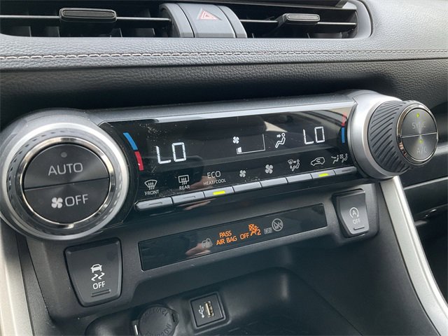 Thumbnail: 2025 Toyota RAV4 - 23