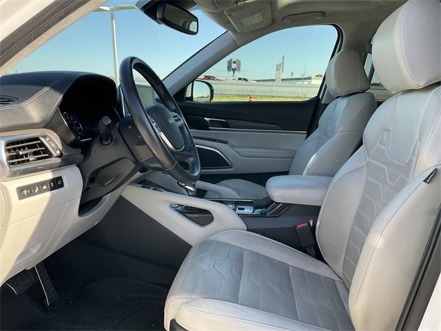 Thumbnail: 2022 Kia Telluride - 13