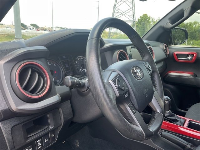 2018 Toyota Tacoma TRD Off-Road 10