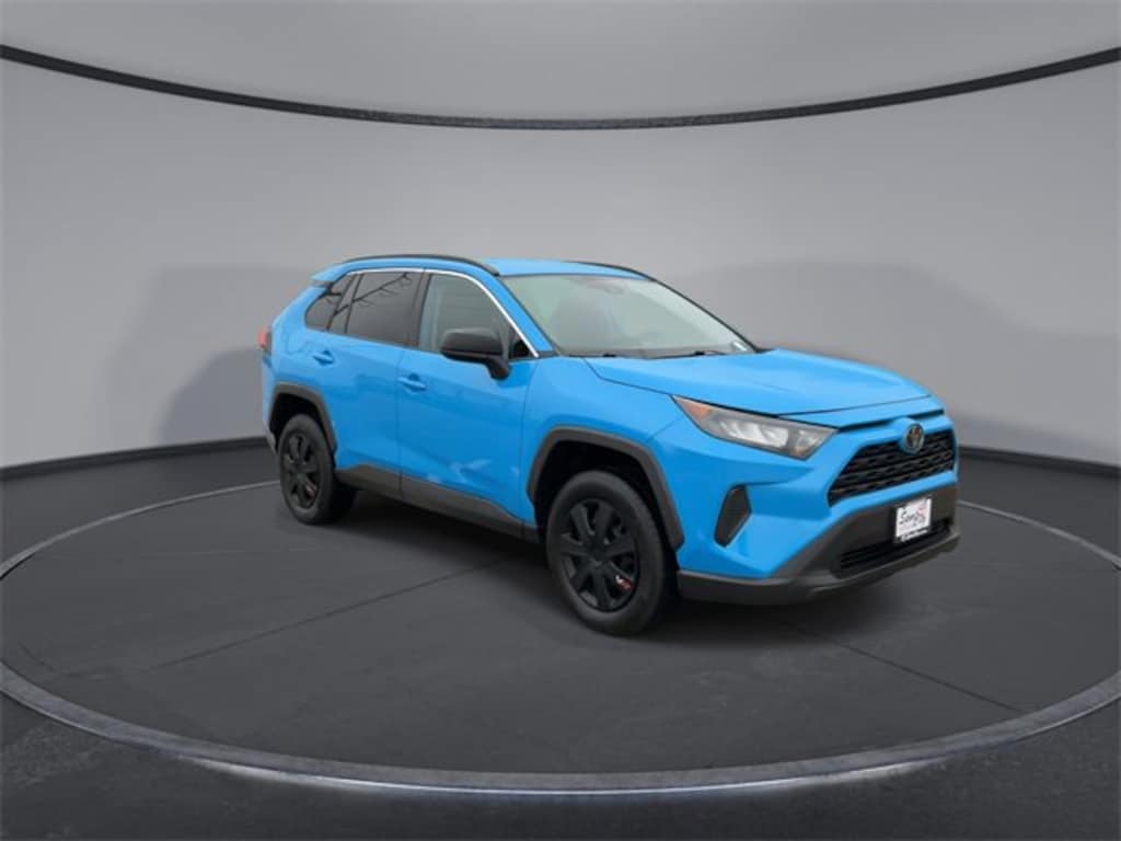 Used 2019 Toyota RAV4 LE SUV