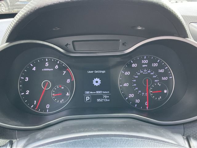 Thumbnail: 2017 Hyundai Veloster - 24