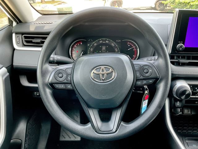 Thumbnail: 2025 Toyota RAV4 - 21