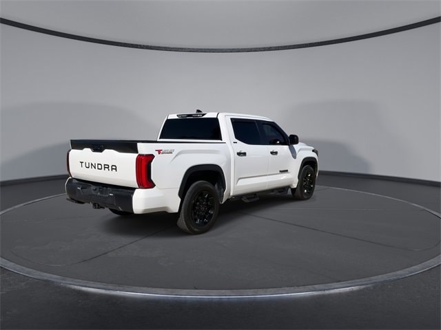 Thumbnail: 2022 Toyota Tundra - 8