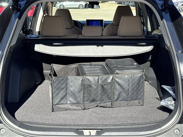 Thumbnail: 2025 Toyota RAV4 - 15