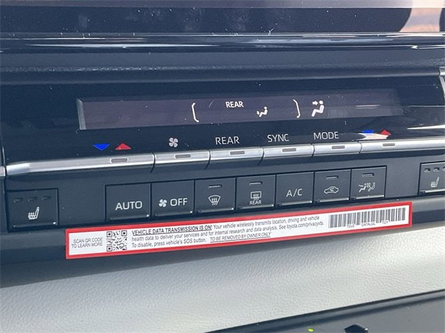 Thumbnail: 2026 Toyota Sienna - 25