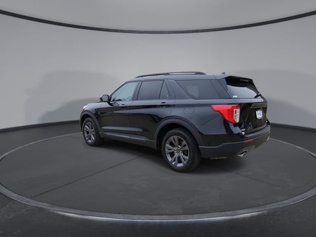 Used 2023 Ford Explorer XLT SUV