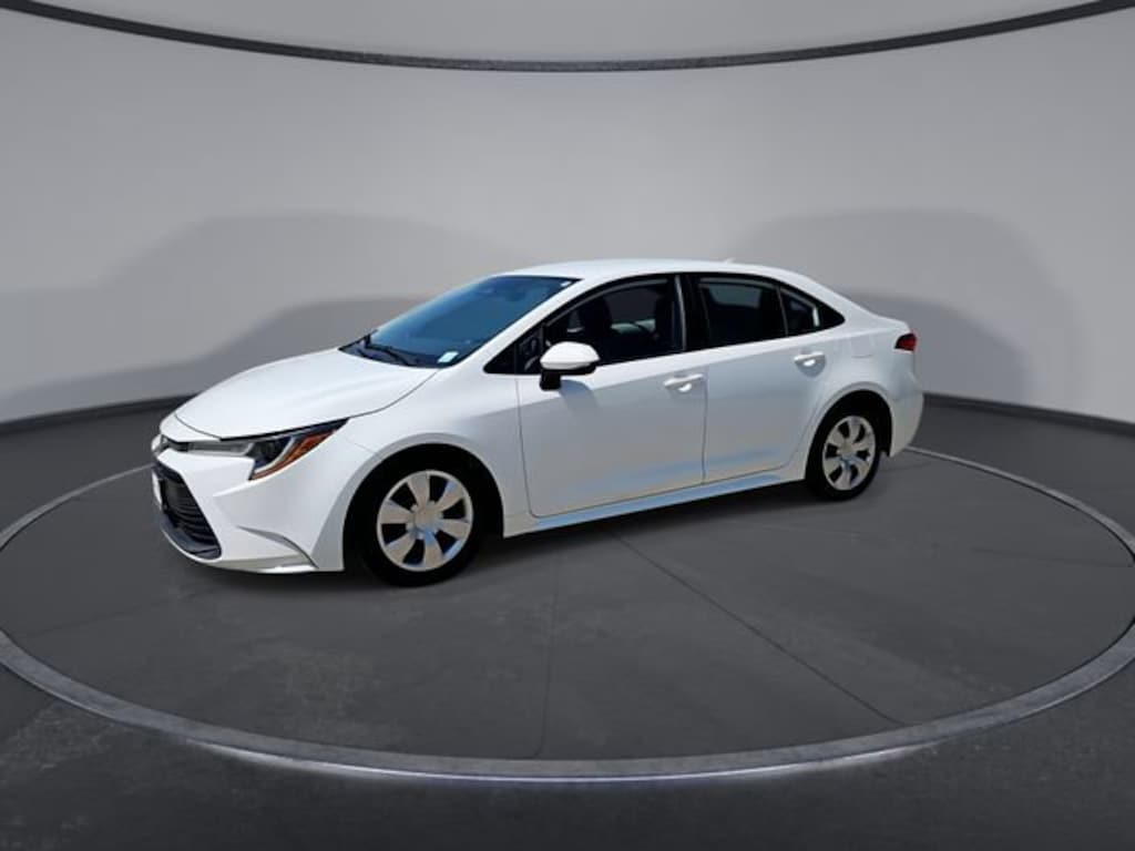 Used 2023 Toyota Corolla LE Sedan