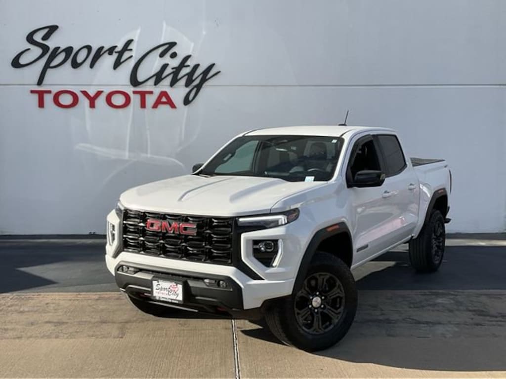 Used 2024 GMC Canyon Elevation Truck Crew Cab