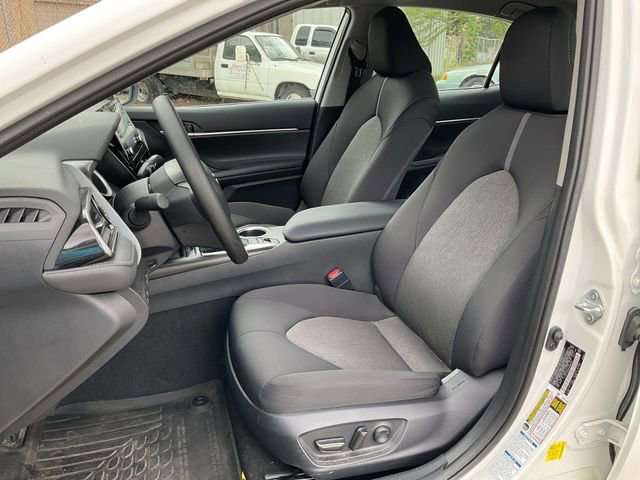 Thumbnail: 2023 Toyota Camry - 12